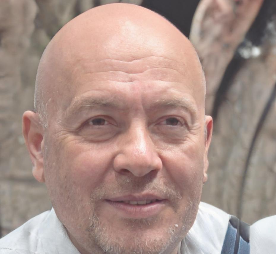 Kasper Lundgren, Senior Algorithm Instructor specializing in mobile game performance optimization